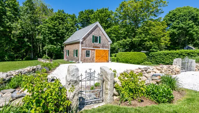 Yarmouth historic renovation barn whitcomb building 01