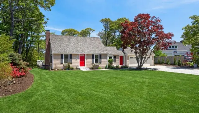 Whole home renovation chatham cape cod by whitcomb building 01 1